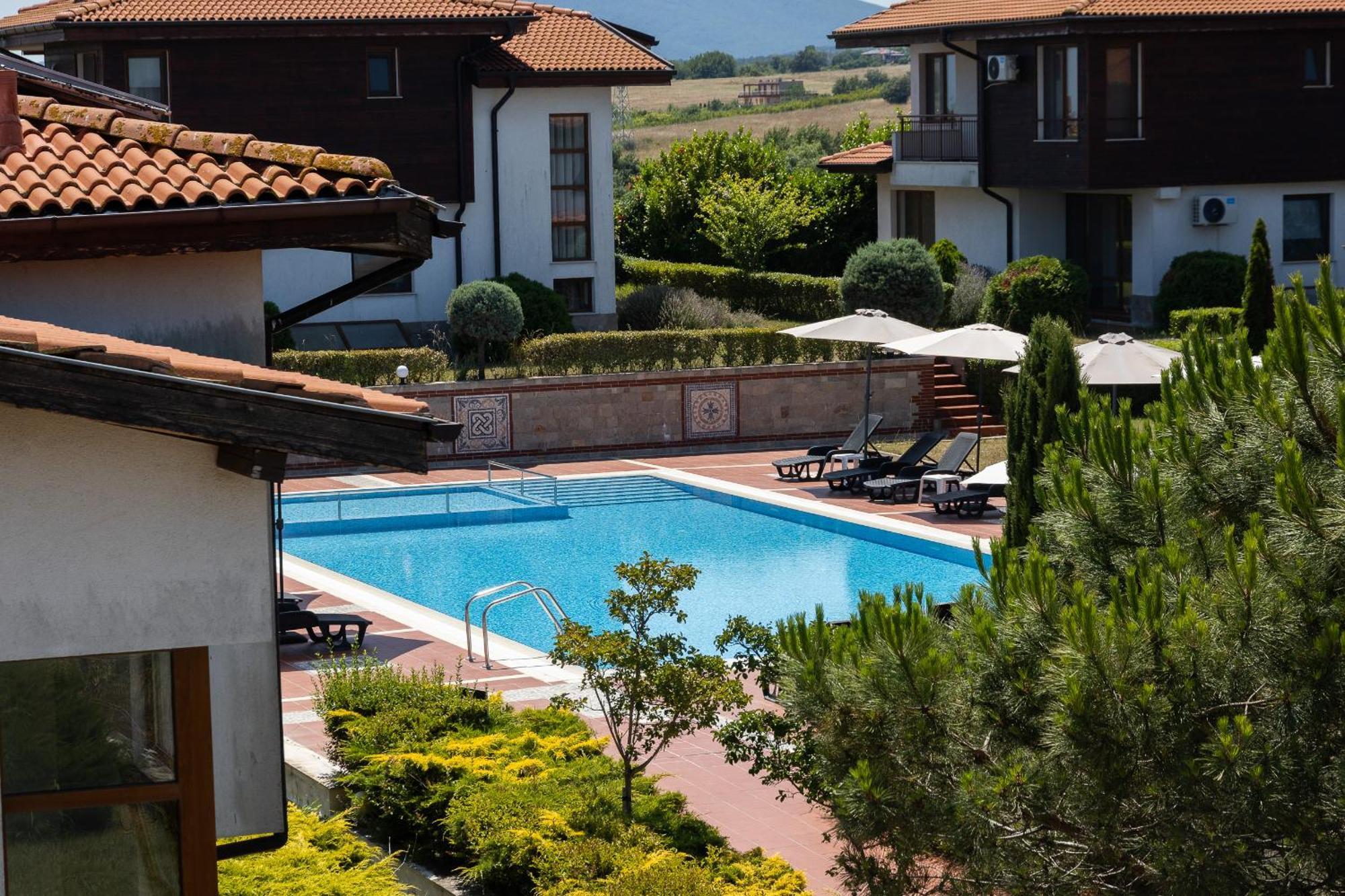 Villas In Complex Trakiyskiy Bryag Лозенец Экстерьер фото