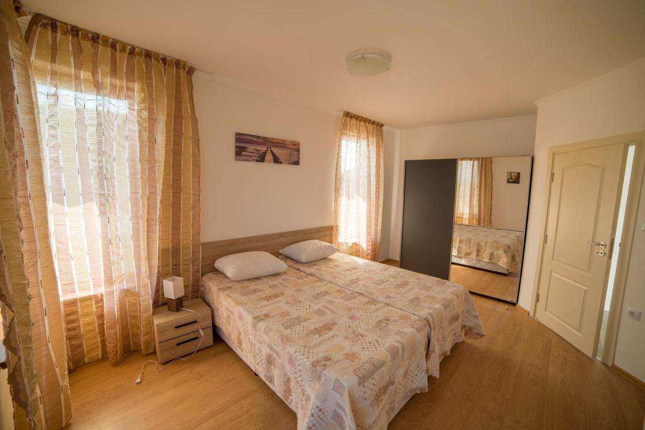 Villas In Complex Trakiyskiy Bryag Лозенец Экстерьер фото